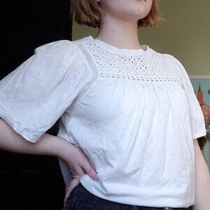 GAP white eyelet summer top